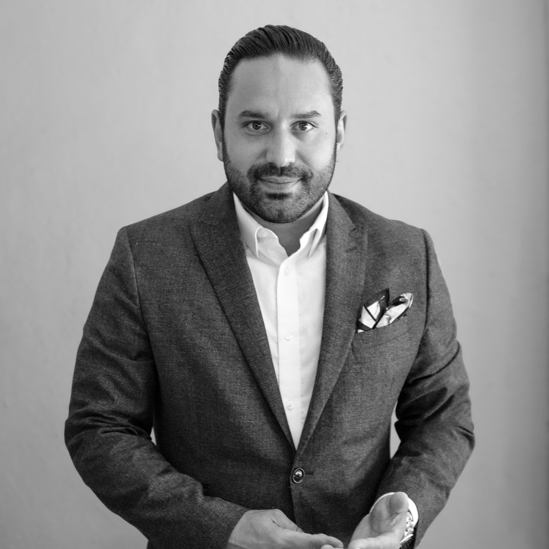 Bio | Edris Taufiq