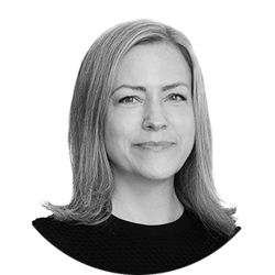 Melanie Tomanov circle bw